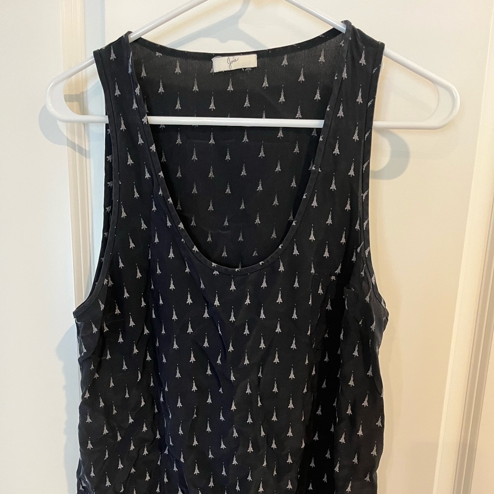 Joie Women’s Tank - Medium
